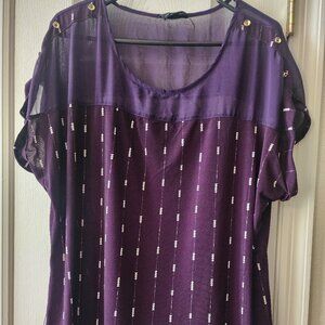 Flower & Feathers Purple sheer top sleeves with white design blouse size 2XL